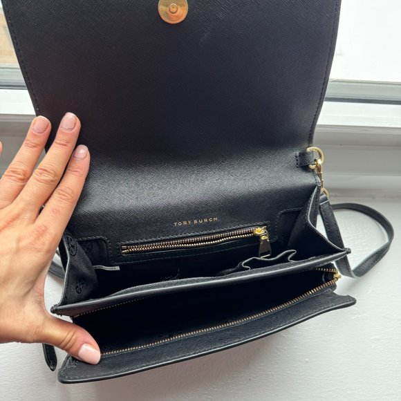 Tory Burch saffiano leather crossbody- Black - Picture 5 of 5